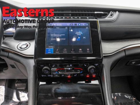 Used 2021 Jeep Grand Cherokee L Limited image 12