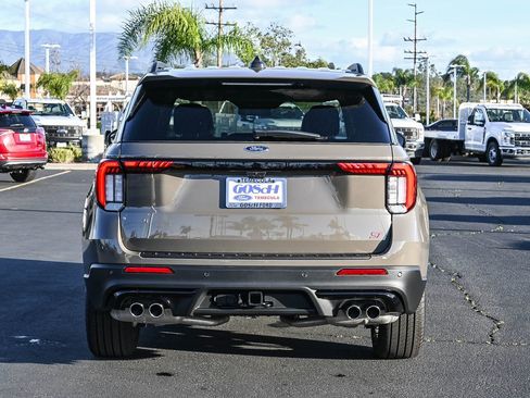 New 2026 Ford Explorer ST w/ Sun And Sound Package AWD/4WD image 5