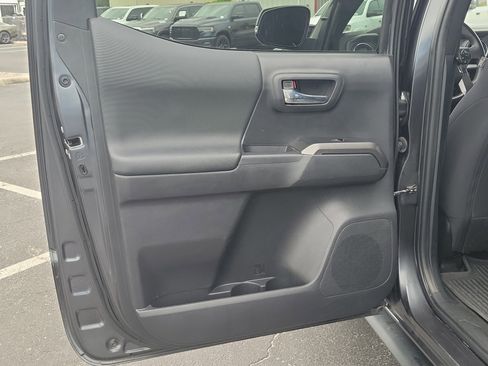 Used 2023 Toyota Tacoma TRD Sport RWD image 13