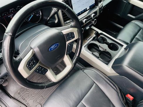 Used 2022 Ford F350 Lariat w/ Lariat Ultimate Package AWD/4WD image 9