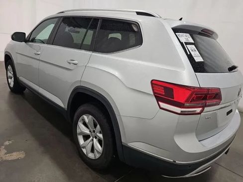 Used 2018 Volkswagen Atlas SEL AWD/4WD image 3