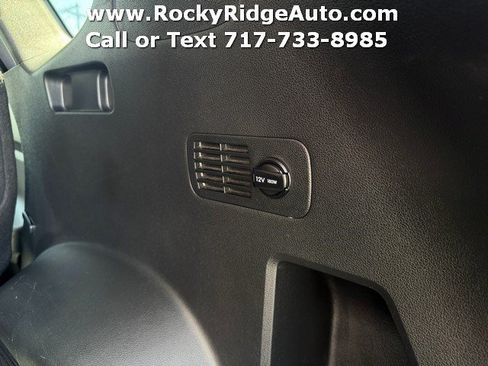 Used 2022 Hyundai Santa Fe SE AWD/4WD image 29