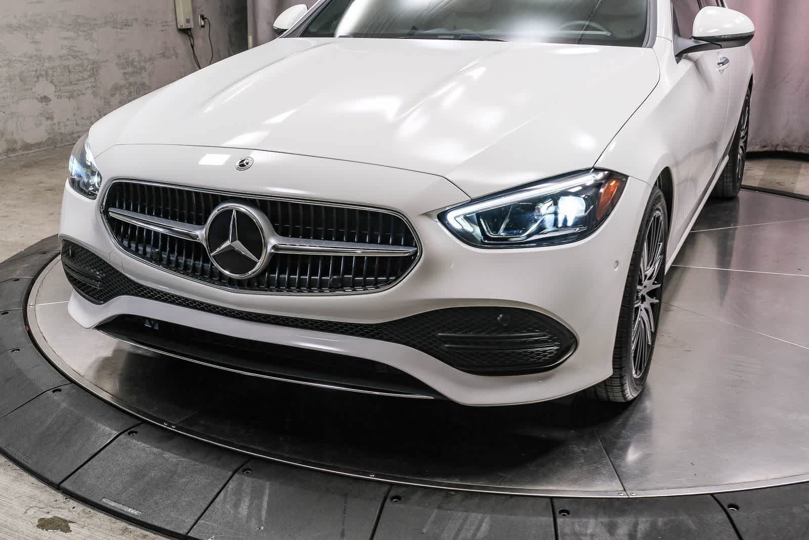 Used 2025 Mercedes-Benz C 300 4MATIC Sedan image 11