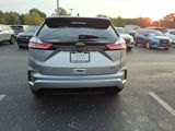 Used 2022 Ford Edge SE w/ Black Appearance Package image 4