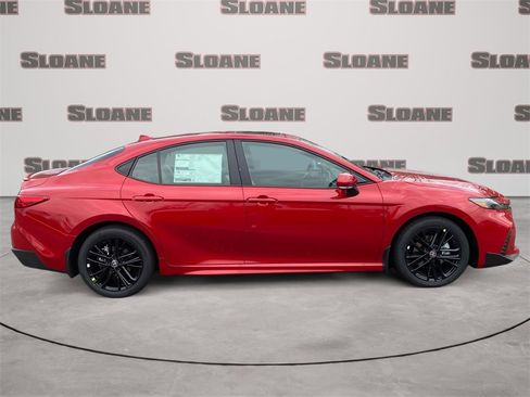 New 2026 Toyota Camry SE image 6