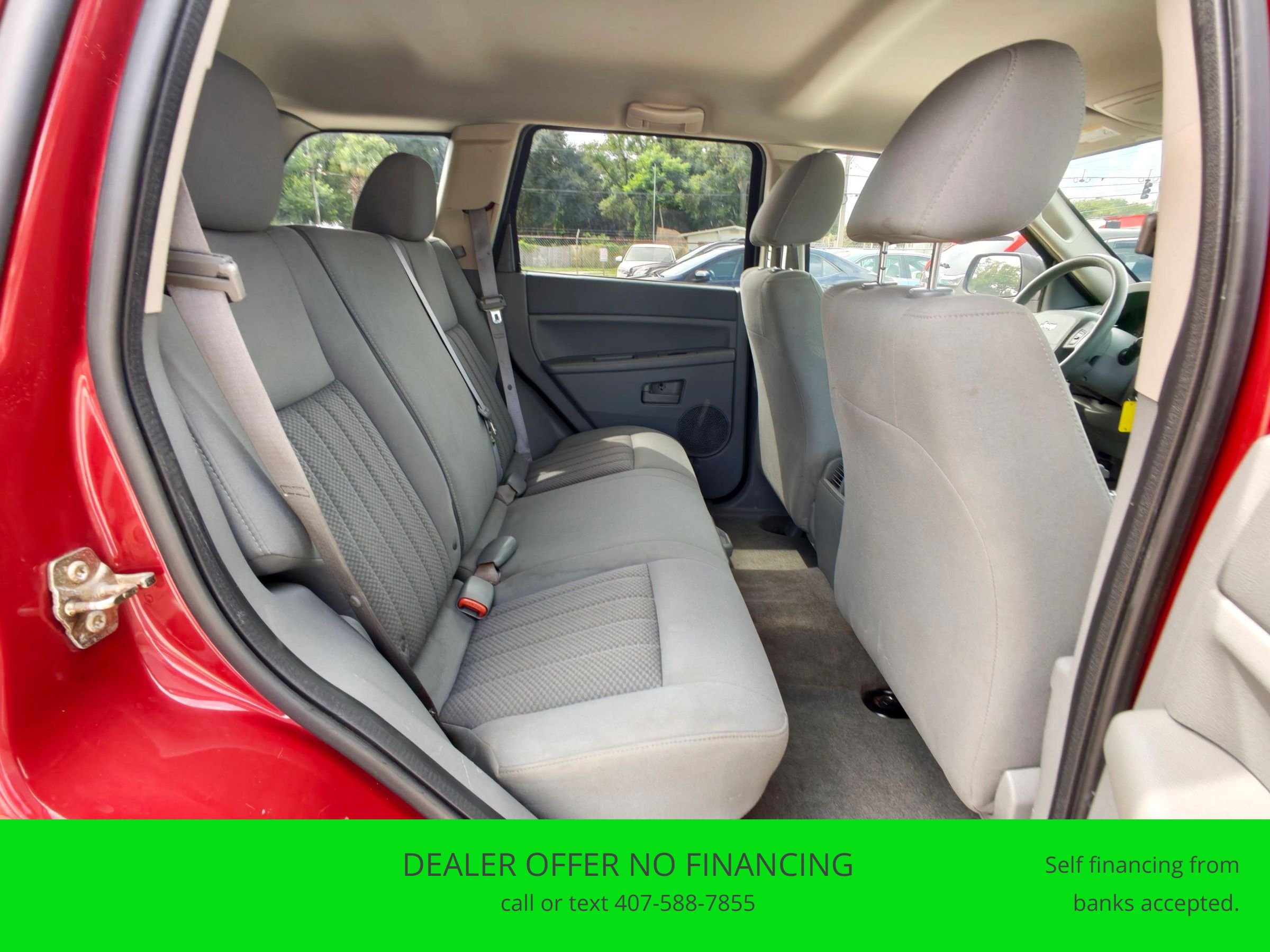 Used 2006 Jeep Grand Cherokee Laredo w/ Cargo Convenience Group RWD image 14