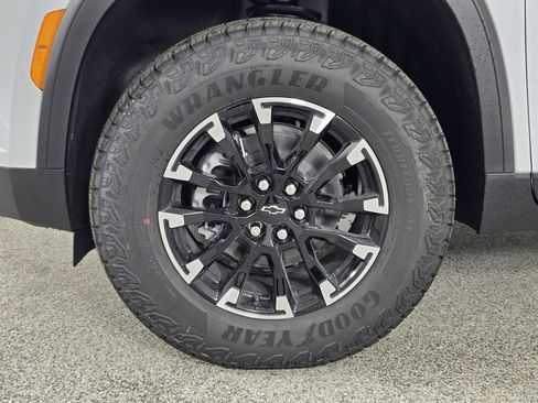 New 2026 Chevrolet Traverse Z71 AWD/4WD image 13