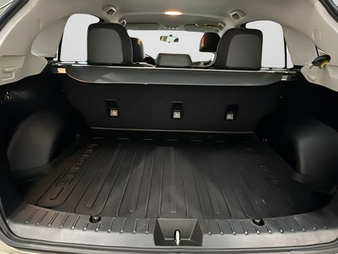 Used 2014 Subaru Crosstrek 2.0i Limited image 16