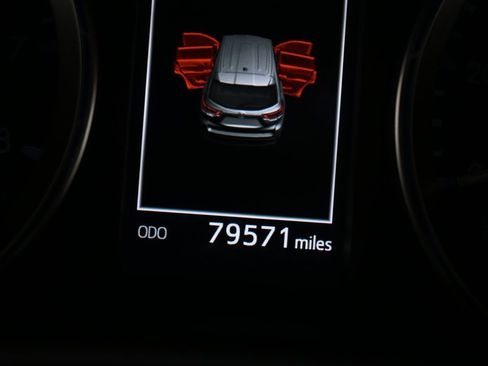 Used 2019 Toyota Highlander Limited image 14