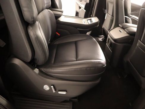 New 2025 Lincoln Navigator Reserve w/ Jet Appearance Package image 15