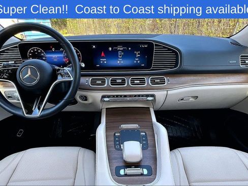 Used 2025 Mercedes-Benz GLS 450 4MATIC image 17
