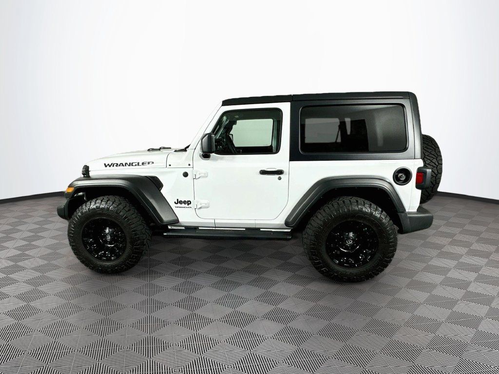 Used 2022 Jeep Wrangler Sport AWD/4WD image 6