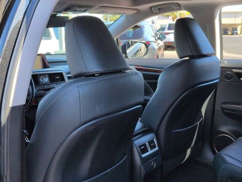 Used 2018 Lexus RX 350L FWD image 19