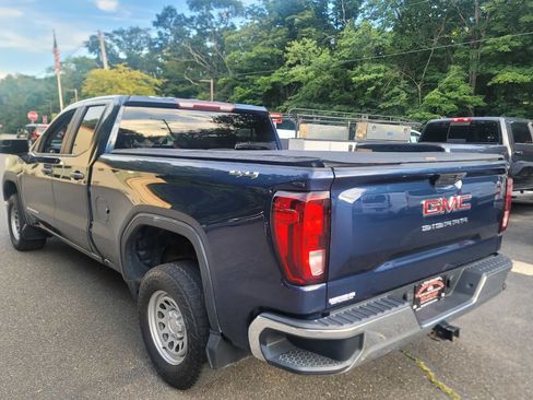 Used 2021 GMC Sierra 1500 4x4 Double Cab w/ Sierra Value Package image 3