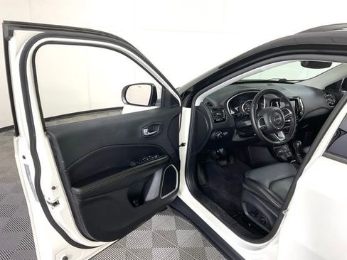 Used 2021 Jeep Compass Limited image 24