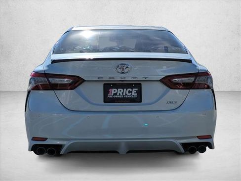 Used 2018 Toyota Camry XSE image 6