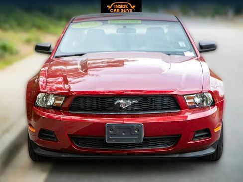 Used 2012 Ford Mustang Coupe image 2