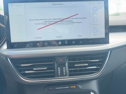 Used 2024 Ford Escape Platinum image 18