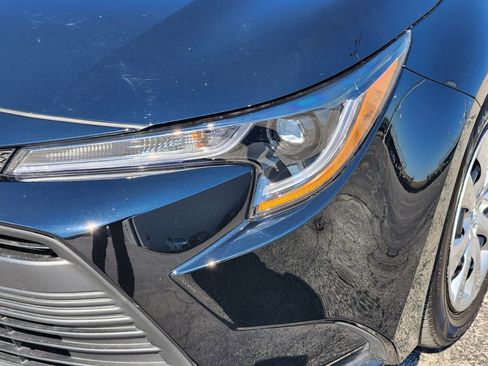 Used 2025 Toyota Corolla LE image 10