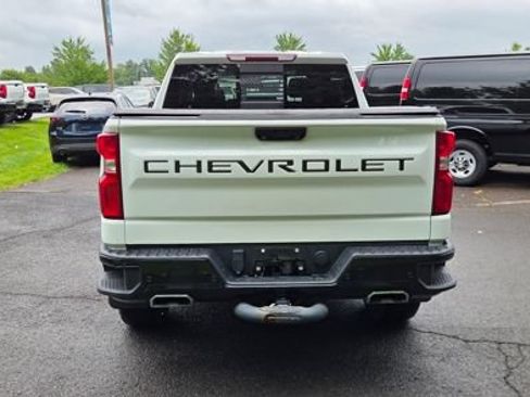 Used 2023 Chevrolet Silverado 1500 LT Trail Boss w/ LT Trail Boss Premium Package AWD/4WD image 7