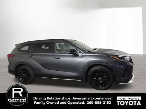 Used 2023 Toyota Highlander XSE AWD/4WD image 5