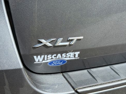 Certified 2023 Ford Explorer XLT w/ Equipment Group 202A AWD/4WD image 18