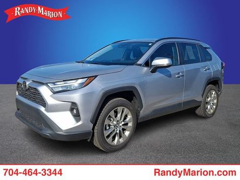 Used 2022 Toyota RAV4 XLE Premium FWD image 1