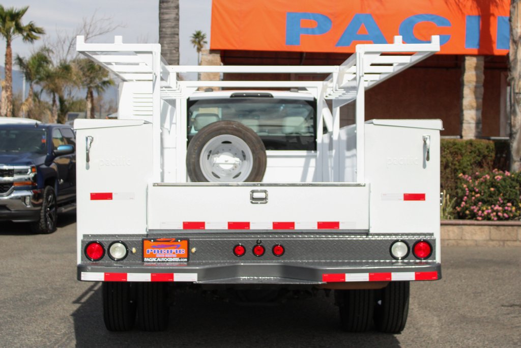 Used 2020 Ford F450 XL w/ Power Equipment Group RWD image 8