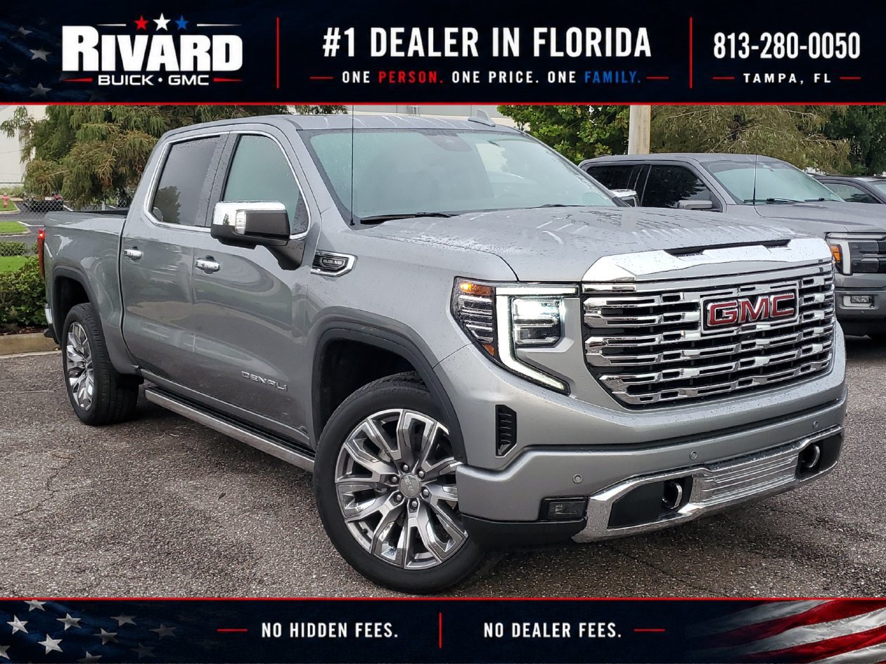 Used 2025 GMC Sierra 1500 Denali w/ Denali Reserve Package AWD/4WD image 1