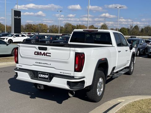 Used 2021 GMC Sierra 3500 Denali w/ Denali Ultimate Package image 8