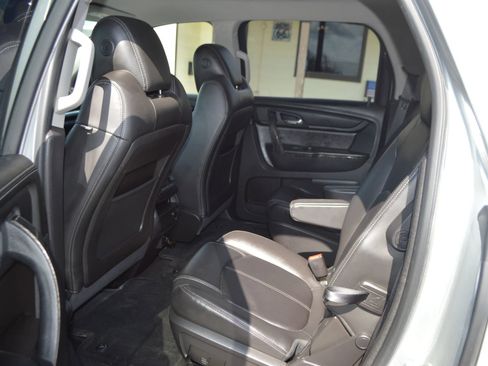 Used 2017 GMC Acadia Limited SLT AWD/4WD image 20