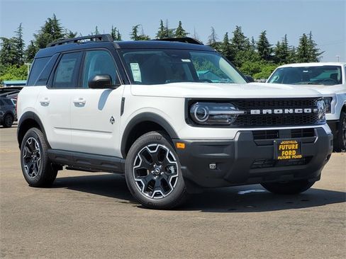 New 2025 Ford Bronco Sport Outer Banks image 1