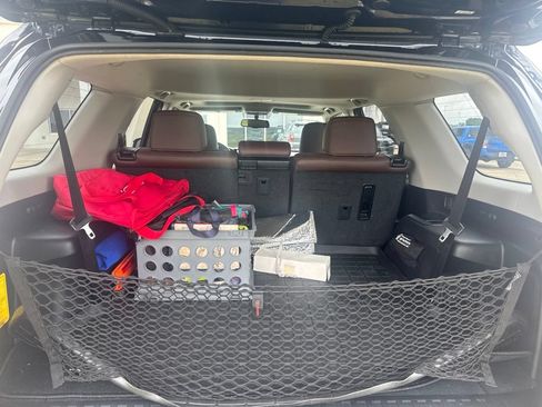 Used 2018 Toyota 4Runner Limited RWD image 10