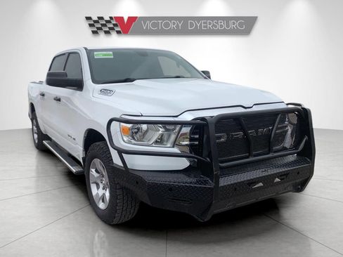 Used 2023 RAM 1500 Lone Star AWD/4WD image 2