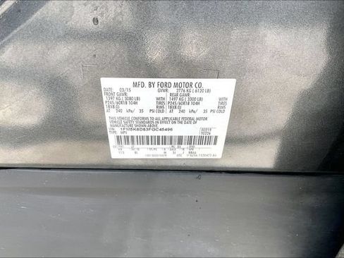Used 2015 Ford Explorer XLT w/ Equipment Group 202B AWD/4WD image 34