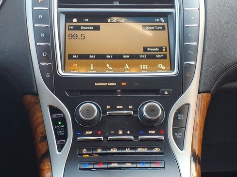 Used 2016 Lincoln MKX Reserve w/ Luxury Package image 6