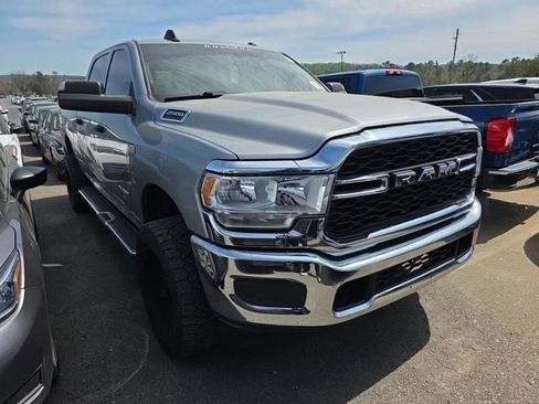 Used 2020 RAM 2500 Tradesman image 2