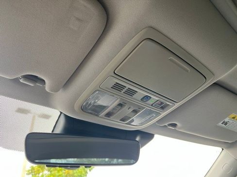 Used 2021 Honda Accord Touring image 8