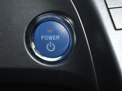 Used 2015 Toyota Prius Two FWD image 28