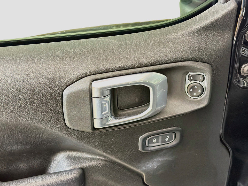 Used 2023 Jeep Wrangler Sport AWD/4WD image 27