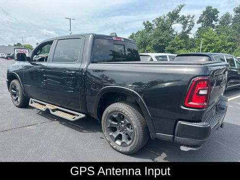 Used 2025 RAM 1500 Big Horn AWD/4WD image 6