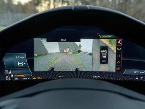 Certified 2022 Ferrari Roma image 40