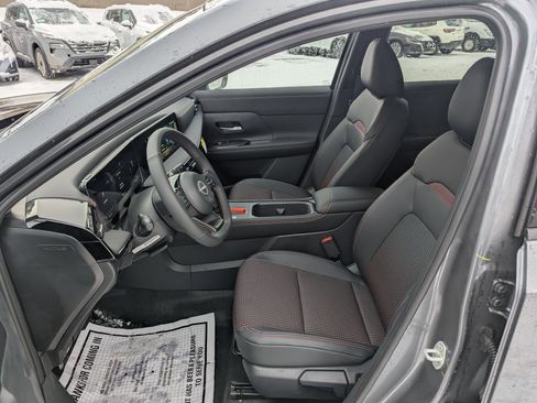 New 2026 Nissan Kicks SR w/ Cold Weather Package image 10