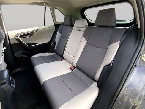 Certified 2024 Toyota RAV4 XLE w/ Convenience Package FWD image 20