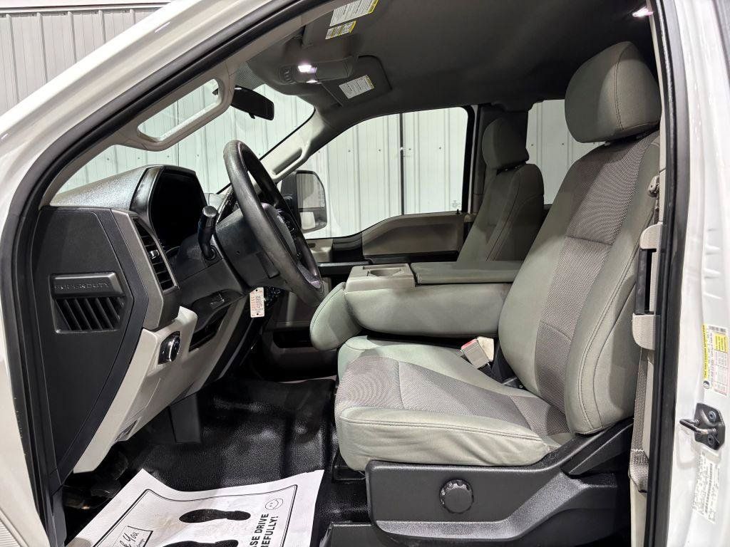 Used 2018 Ford F250 XL w/ Power Equipment Group AWD/4WD image 11