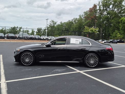 New 2026 Mercedes-Benz E 350 4MATIC Sedan image 7
