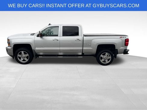 Used 2018 Chevrolet Silverado 2500 LTZ w/ Duramax Plus Package AWD/4WD image 3