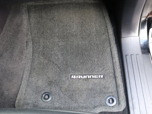 Used 2016 Toyota 4Runner Trail Premium image 64