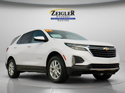 Used 2024 Chevrolet Equinox LT w/ LPO, Floor Liner Package AWD/4WD image 1