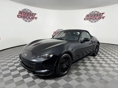 Used 2022 MAZDA MX-5 Miata Club w/ Brembo/BBS Recaro Package RWD image 5